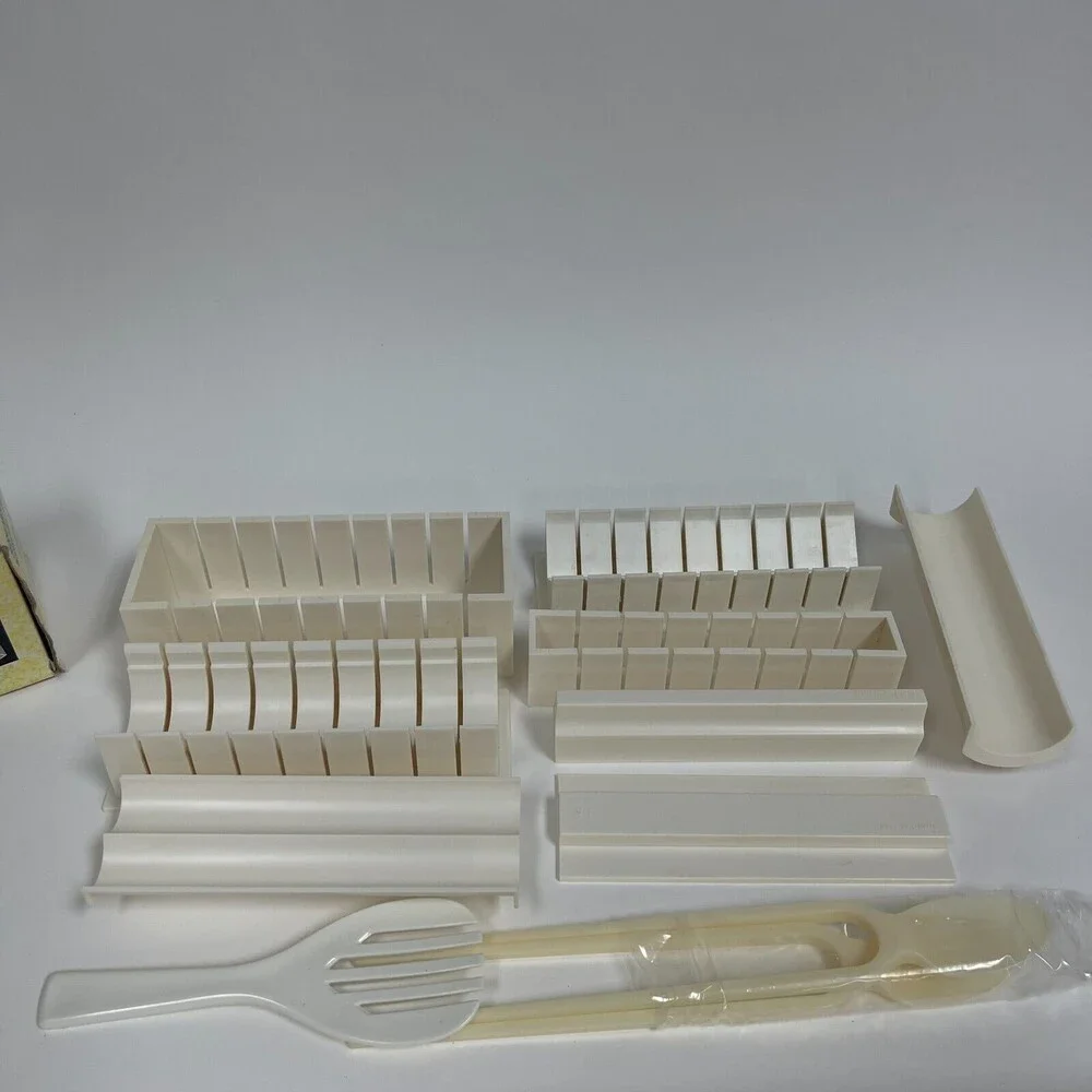 International‎ Sushi Maker Plus Kit